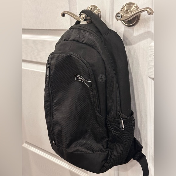 Targus backpack Lightweight tech / Laptop Bag - Picture 4 of 13